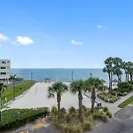Fun-N-Sun With Spectacular Ocean Views