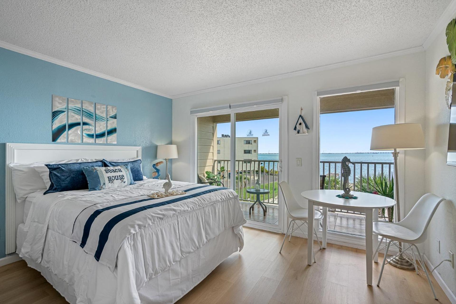Fun-n-sun With Spectacular Ocean Views Holiday home Tampa